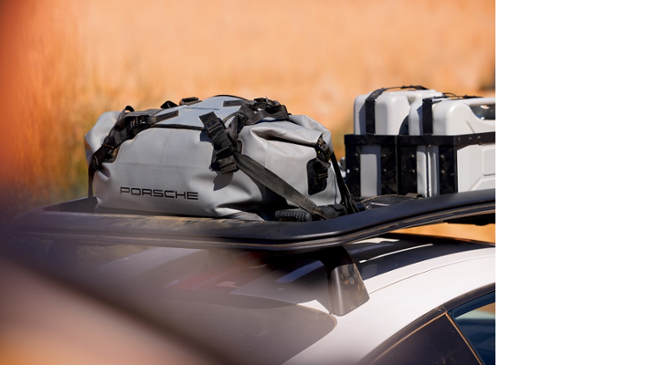 Porsche 911 Dakar Active Reisetasche in Grau