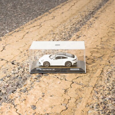 Porsche 911 Carrera S (992) - Ltd.