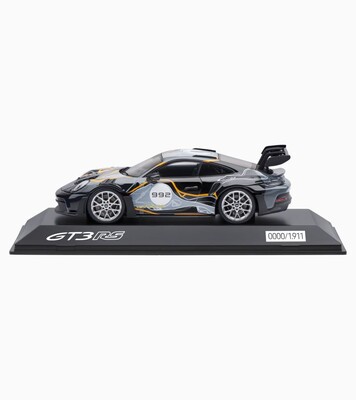 Porsche Modellauto 911 GT3 RS 992 in 1:43
