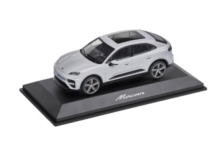 Porsche Modellauto Macan Turbo 1:43