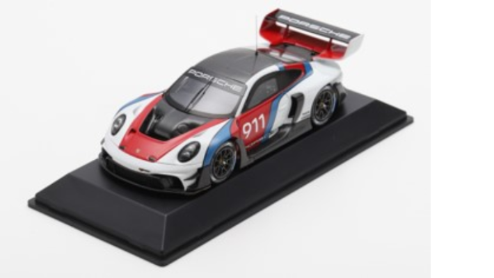 Porsche Modellauto 911 GTR 3 Rennsport Design 1:43