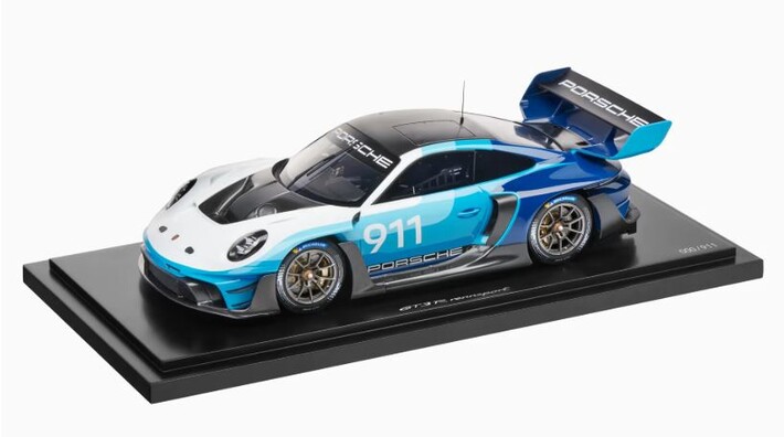 Porsche Modellauto 911 GTR 3 Rennsport Speed Icon 1:18