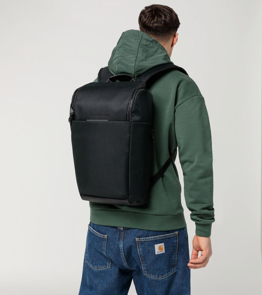 Porsche Rucksack "Essential" in Schwarz