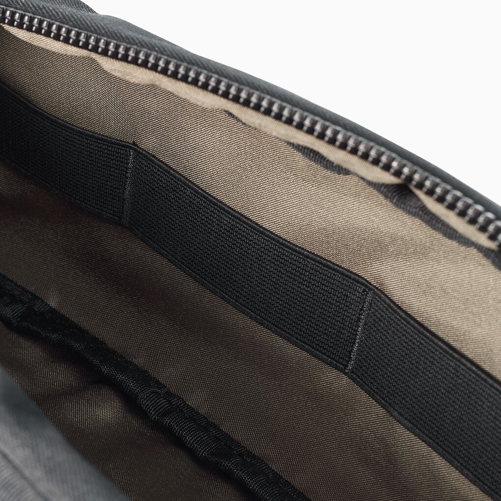 Pouch – Essential