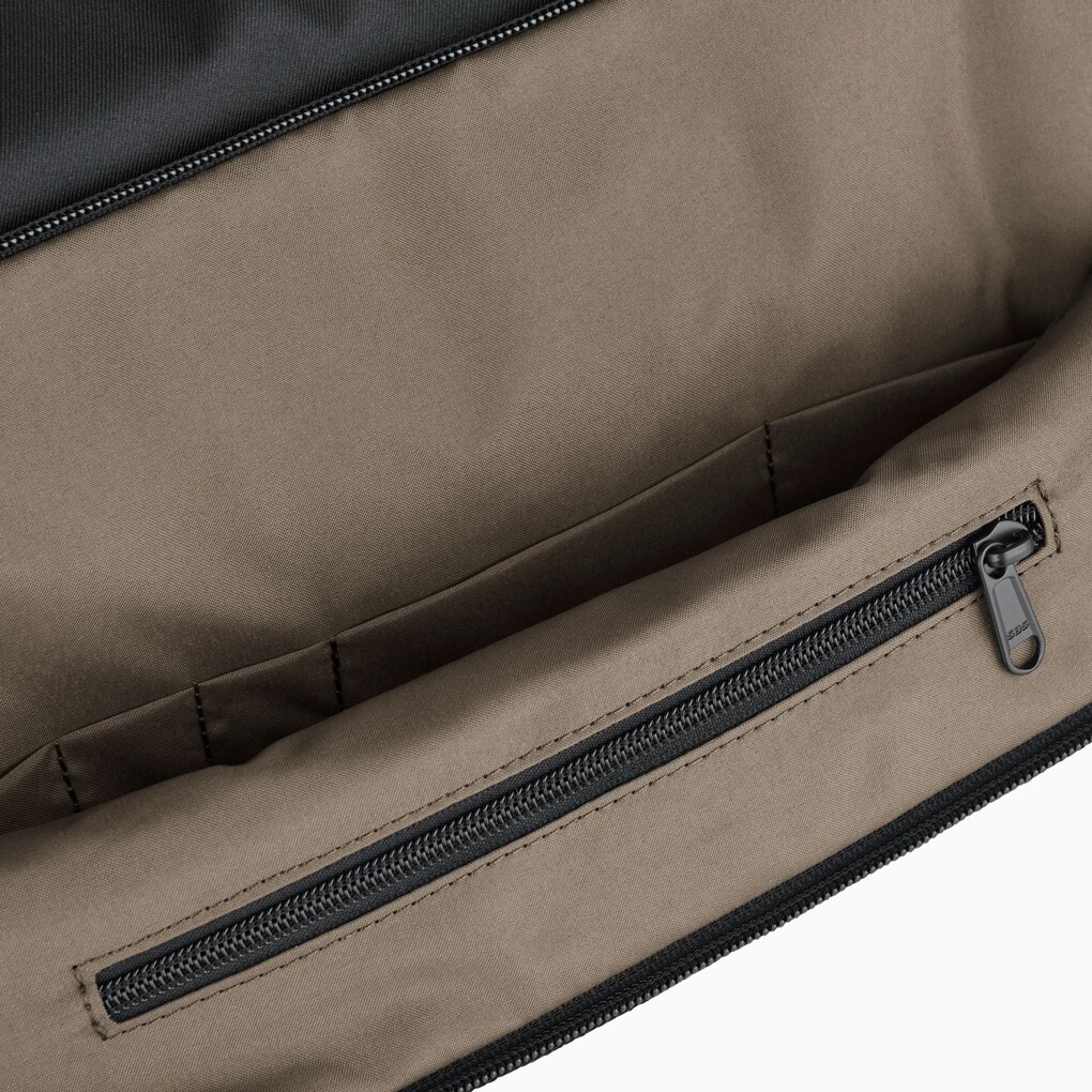 Weekender – Essential