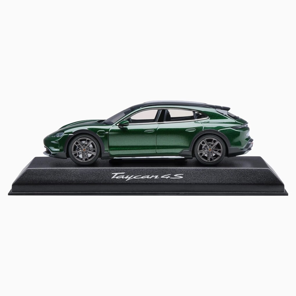 Porsche Taycan 4S Cross Turismo (J1 PA)