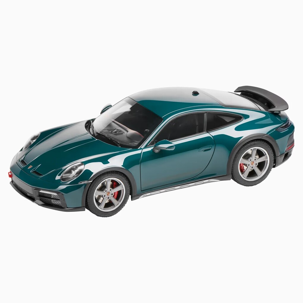 Porsche 911 Dakar (992)