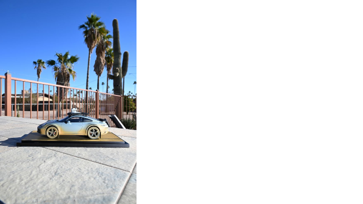 Porsche Modellauto 911 Dakar 1:18 in Shadegreen