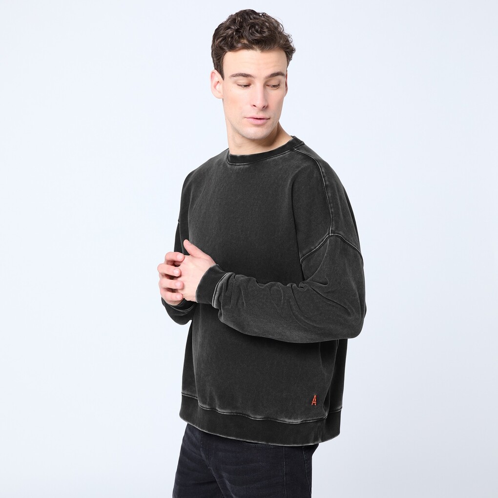 Sweater AHEAD
