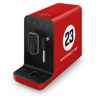 Kaffeevollautomat 917 Salzburg – Porsche x Smeg