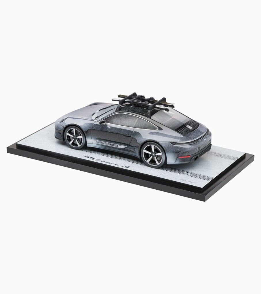 Porsche Modellauto 911 Carrera S [992.2] in 1:18